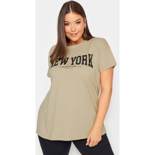 Tshirt 'New York' Beige , Grande Taille & Courbes - Yours - Modalova