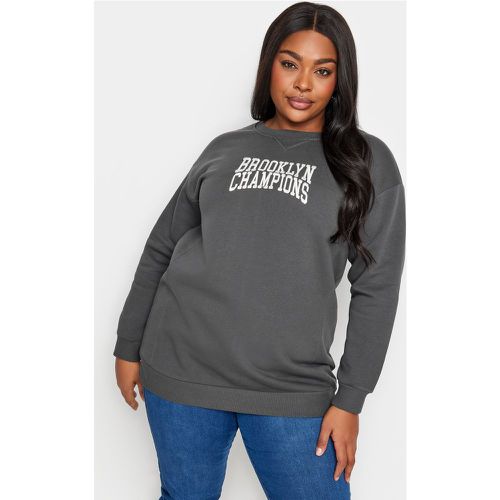 Sweatshirt Charbonneux 'Brooklyn Champions' , Grande Taille & Courbes - Yours - Modalova