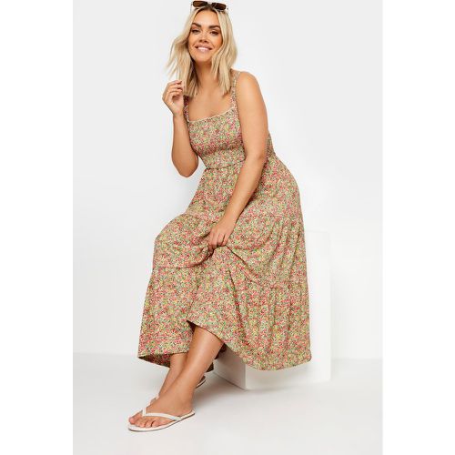 Curve Ditsy Floral Print Shirred Dress, Grande Taille & Courbes - Yours - Modalova