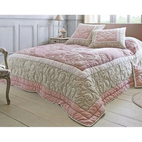 Boutis, plaid ou jeté de canapé couvre-lit matelassé motif arabesques - Becquet - Modalova