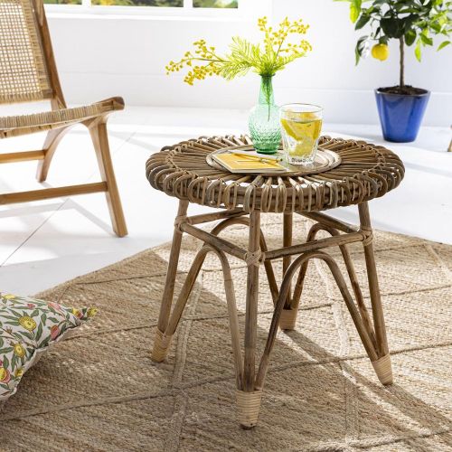 Petite table ronde en rotin cane - Becquet - Modalova