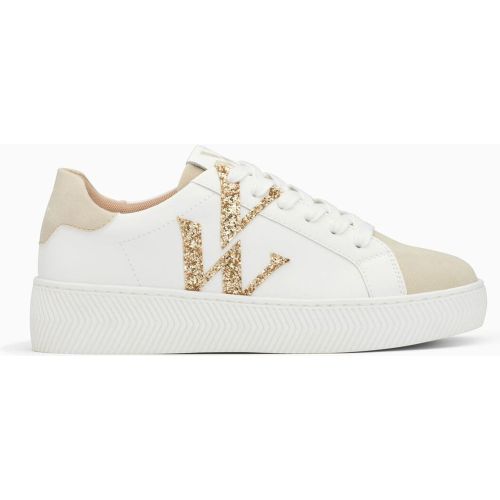 Baskets monogramme Lou et or à lacets - Vanessa Wu - Modalova