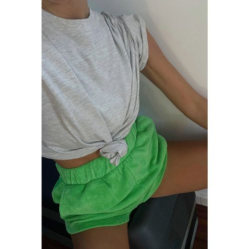 Short en tissu éponge - Green - Josefine HJ x NA-KD - Modalova
