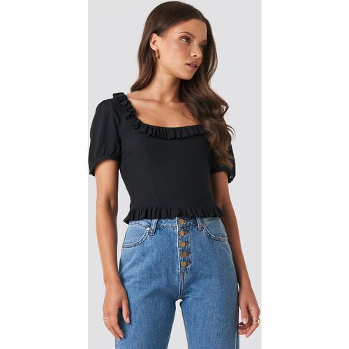 Colleen Cropped Frill Top - Black - XLE the Label - Modalova