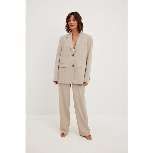 Pantalon droit structuré à taille mi-haute - Beige - NA-KD Classic - Modalova