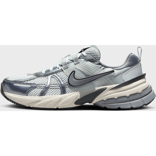 WMNS V2K Run, , Footwear, pure platinum/mtlc cool grey/wolf grey, taille: 36.5 - Nike - Modalova