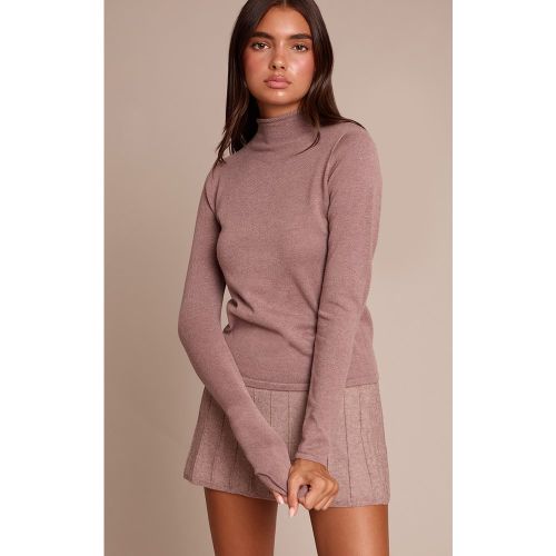 Pull en maille tricot fine à col montant | Taille Large - PrettyLittleThing - Modalova