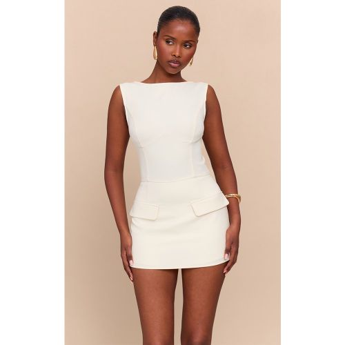 Combishort jupe-short tissé crème au beurre sans manches à détail poches - PrettyLittleThing - Modalova
