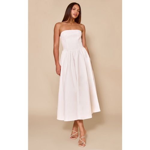 Tall Robe bustier mi-longue patineuse tissée blanche froncée | Taille 38 - PrettyLittleThing - Modalova