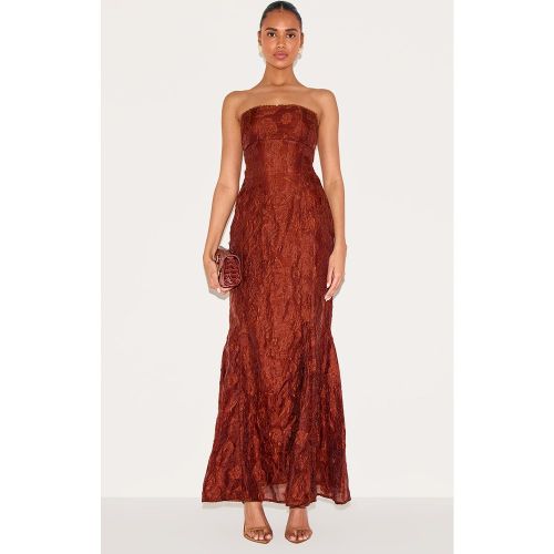 Robe longue texturée à dos lacé - PrettyLittleThing - Modalova