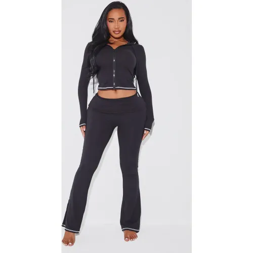 Shape Pantalon flare sculptant à coutures contrastantes et taille repliée - PrettyLittleThing - Modalova