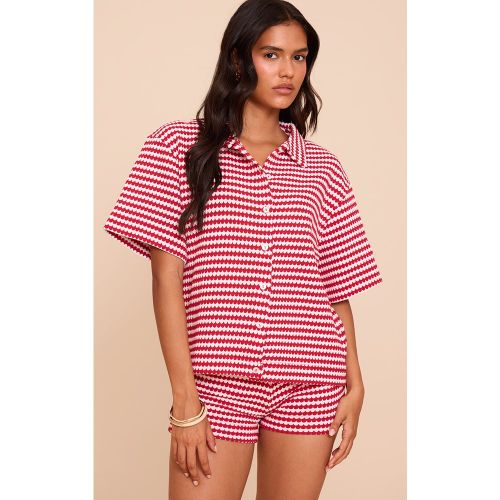 Mini short texturé rouge à rayures - PrettyLittleThing - Modalova