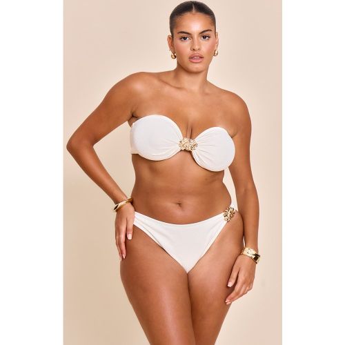 Plus Haut de maillot de bain bandeau texturé à empiècement fleur - PrettyLittleThing - Modalova