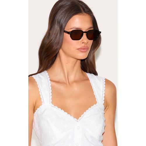 Lunettes de soleil carrées à verres marron - PrettyLittleThing - Modalova