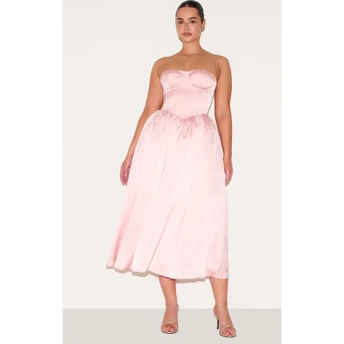 Shape Robe droite mi-longue satinée à détail corset - PrettyLittleThing - Modalova
