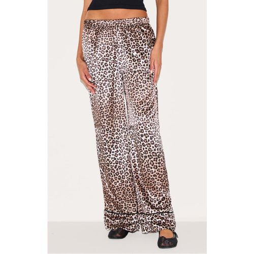 Pantalon large satiné imprimé - PrettyLittleThing - Modalova