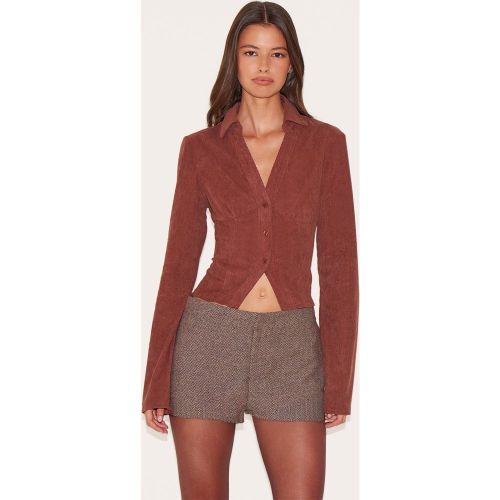 Chemise ajustée en velours côtelé - PrettyLittleThing - Modalova