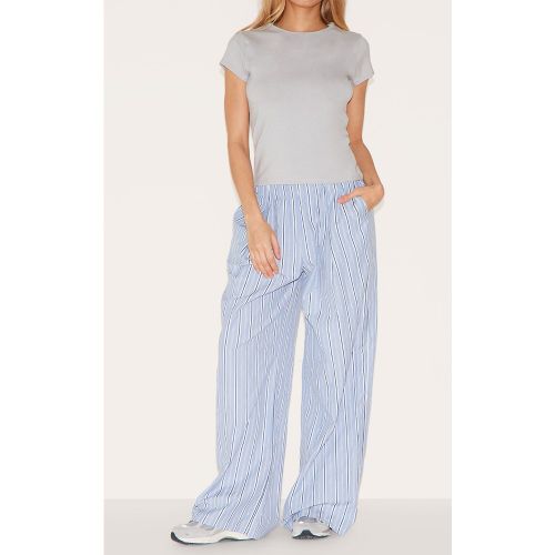 Pantalon large à fines rayures et taille élastique | Taille 34 - PrettyLittleThing - Modalova