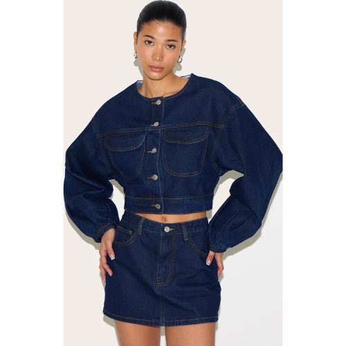 Veste courte en jean à col rond - PrettyLittleThing - Modalova