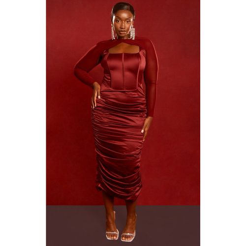 Plus Robe mi-longue structurée satinée rouge cerise à manches en mesh et fronces - PrettyLittleThing - Modalova