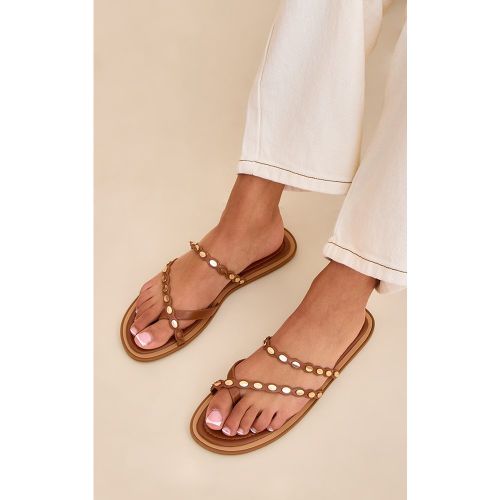 Sandales Tan à Bride d'Or - PrettyLittleThing - Modalova