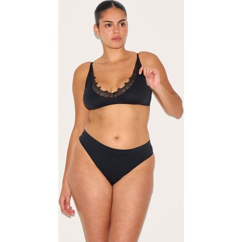 String Plus Noir, Noir - PrettyLittleThing - Modalova