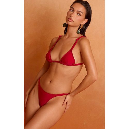Micro haut de maillot de bain triangle - PrettyLittleThing - Modalova