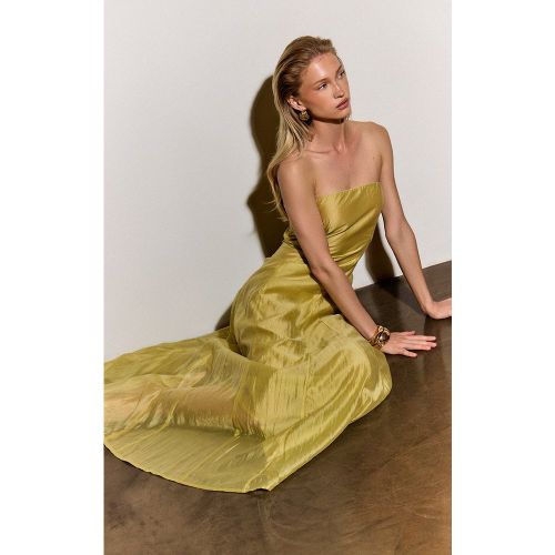 Robe bustier mi-longue en organza pâle à godet | Taille 38 - PrettyLittleThing - Modalova