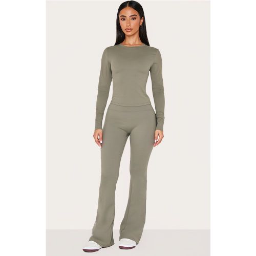 Petite Pantalon de yoga flare en Sculpt à taille haute | Taille Large - PrettyLittleThing - Modalova