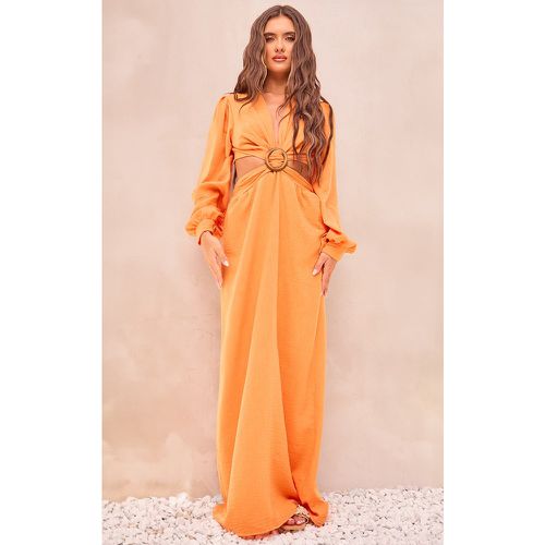 Robe longue en effet lin à décolleté plongeant et détail anneau - PrettyLittleThing - Modalova