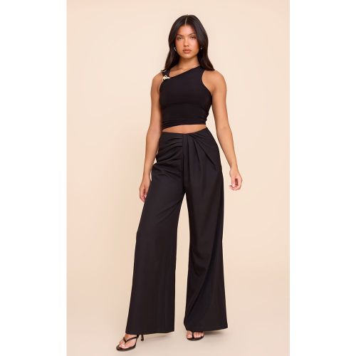 Pantalon de tailleur large tissé à détail plissé - PrettyLittleThing - Modalova