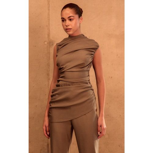 PLT Label Top de tailleur asymétrique foncé très froncé - PrettyLittleThing - Modalova
