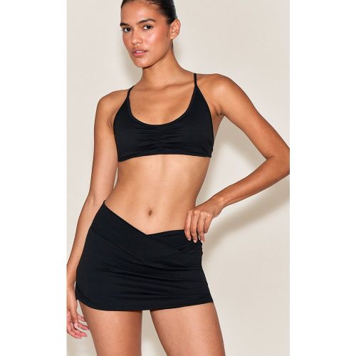 Jupe-short en Sculpt à taille croisée | Taille Medium - PrettyLittleThing - Modalova