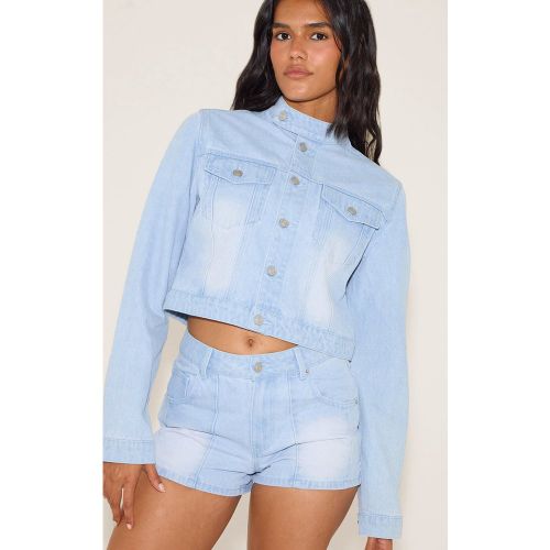 Veste courte en jean à col motard et coutures contrastantes - PrettyLittleThing - Modalova