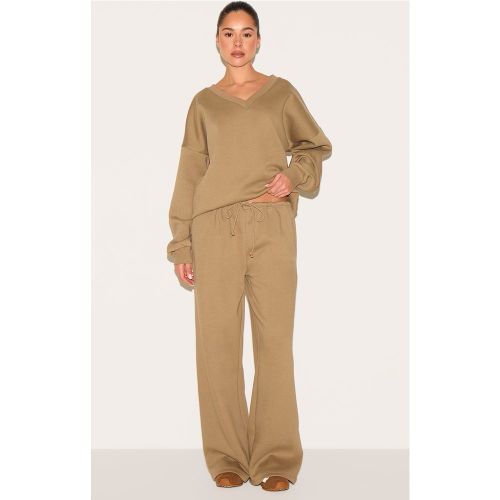 Jogging droit en sweat taupe, Taupe - PrettyLittleThing - Modalova