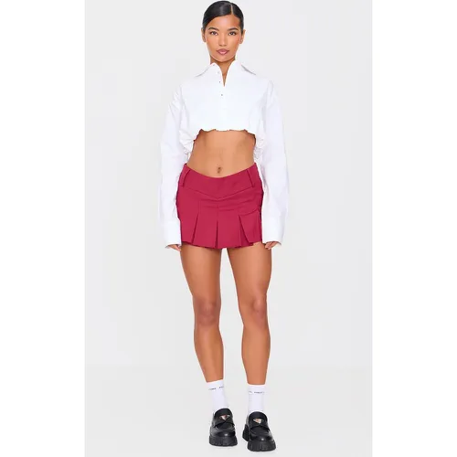 Mini jupe-short de tailleur tissée plissée à taille tombante - PrettyLittleThing - Modalova