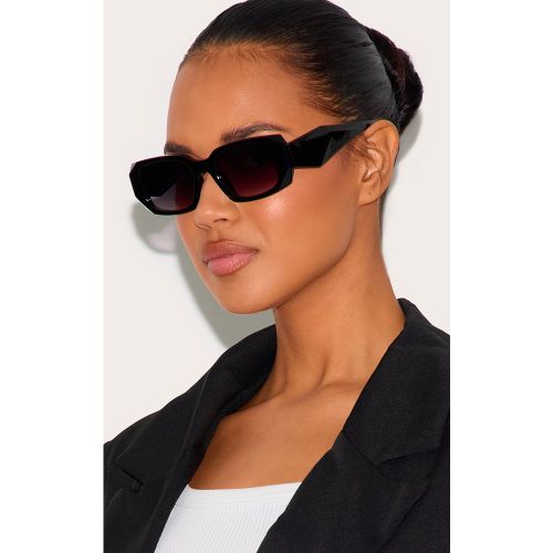 Lunettes de soleil rectangulaires profond détail angles - PrettyLittleThing - Modalova