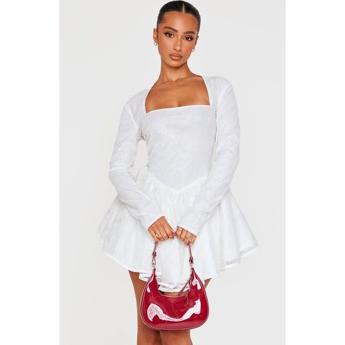 Petite Mini robe patineuse blanche à manches longues et sequins - PrettyLittleThing - Modalova