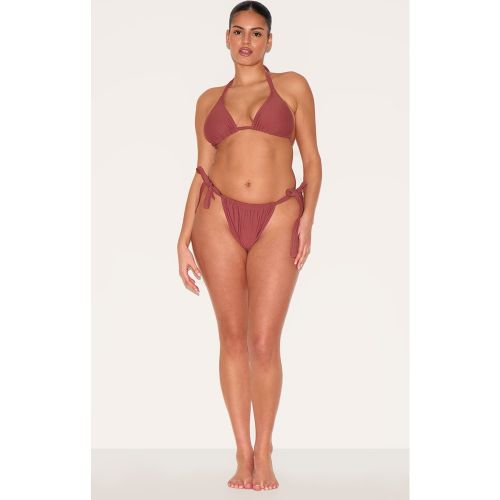 Plus Bas de maillot de bain tanga basique noué sur les côtés - PrettyLittleThing - Modalova