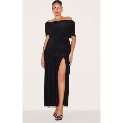 Plus Robe longue moulante froncée à col bardot et partie superposée - PrettyLittleThing - Modalova