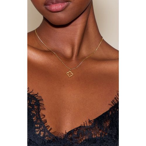 Collier résistant à l'eau à fleur - PrettyLittleThing - Modalova