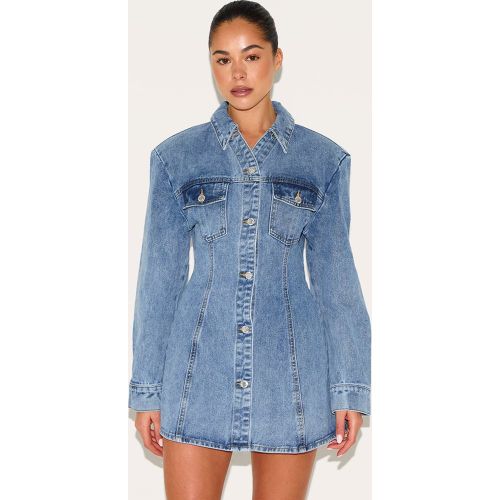 Robe chemise en jean à taille cintrée - PrettyLittleThing - Modalova