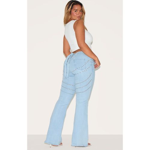 Shape Jean flare à lacets derrière - PrettyLittleThing - Modalova