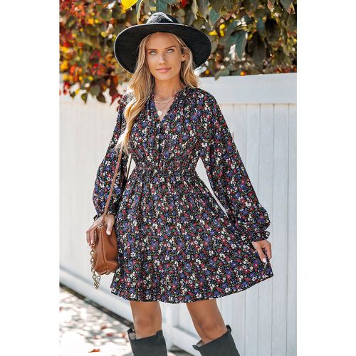 Robe courte à smocks et imprimé floral - CUPSHE - Modalova