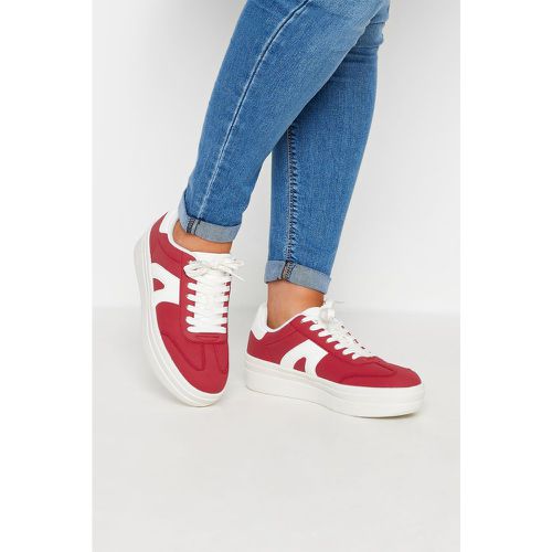 Red Retro Platform Trainers In Wide E Fit - Yours - Modalova