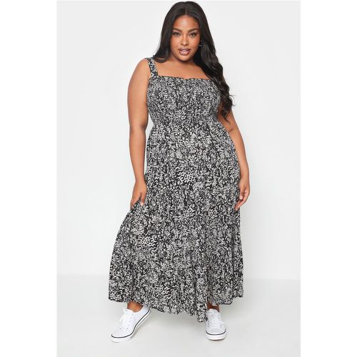 Robe Maxi Design Abstrait Plissée Volantée , Grande Taille & Courbes - Yours - Modalova