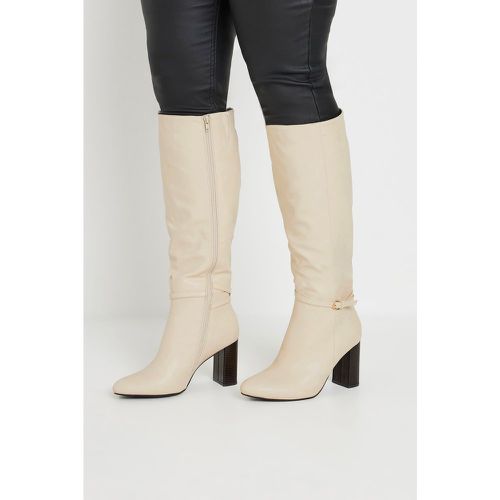 Cream Heeled Knee High Boot In Extra Wide eee Fit - Yours - Modalova