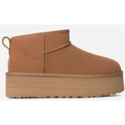 Botte Classic Ultra Mini à plateforme | UE in Brown, Taille 36, Daim - Ugg - Modalova