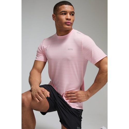 T-shirt de sport léger performance - MAN Active homme - S - Boohooman - Modalova