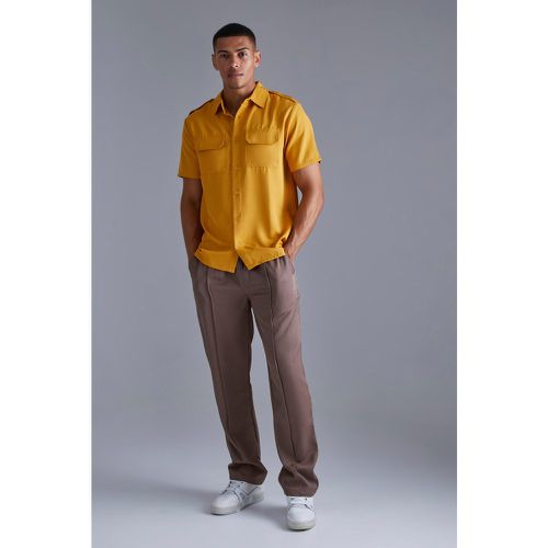 Ensemble utilitaire avec chemise à manches courtes et pantalon plissé - M - Boohooman - Modalova